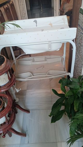 Vaschetta da bagno e fasciatoio per neonati Olmitos