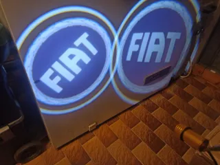 Luci pozzanghera sottoporta Fiat