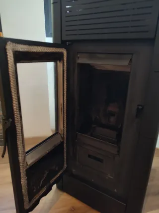 Estufa Pellets Ferlux Selena 15 Hidro