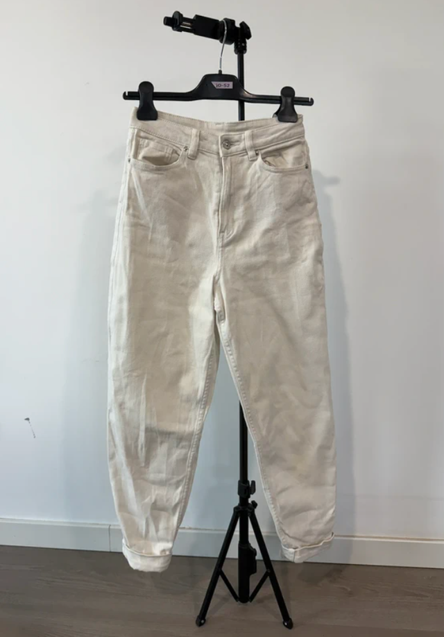Pantalón blanco de tiro alto