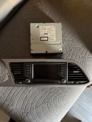 Radio Seat Leon MK3 SFO 035 824 A