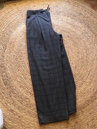 Pantalón niña Zara cuadros gris