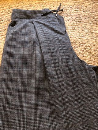 Pantalón niña Zara cuadros gris