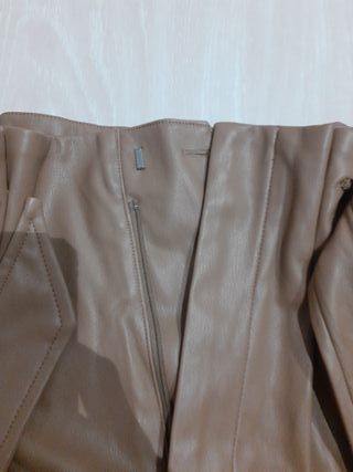Conjunto Jersey y Short Piel Sintética