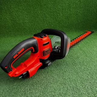 Tagliasiepi elettrico Black+Decker BEHTS501