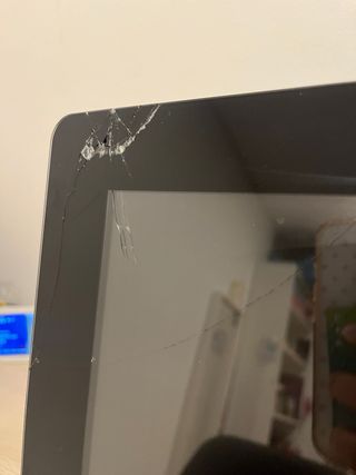 Pantalla Ordenador ASUS ET22201+ cargador 