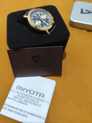 Reloj Gigandet Cronógrafo Dorado y Marrón