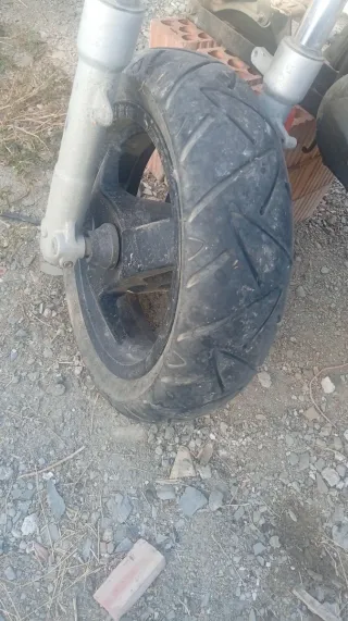 Ruedas moto 49cc (delantera y trasera)