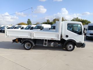 Nissan NT400 Cabstar VOLQUETE BASCULANTE 130 CV