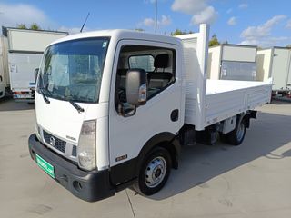 Nissan NT400 Cabstar VOLQUETE BASCULANTE 130 CV