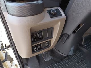 Nissan NT400 Cabstar VOLQUETE BASCULANTE 130 CV