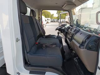 Nissan NT400 Cabstar VOLQUETE BASCULANTE 130 CV
