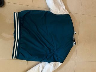 Chaqueta Zara estilo universitario