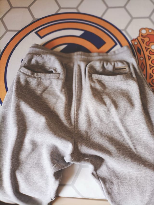 Pantalones grises Bershka