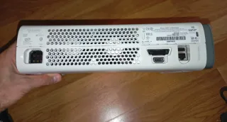 Xbox 360 Blanca con 2 Mandos