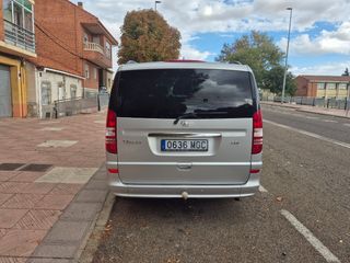 Mercedes-Benz Viano 2012