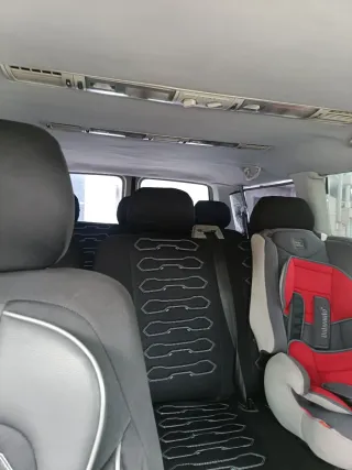 Volkswagen Transporter T5 2004