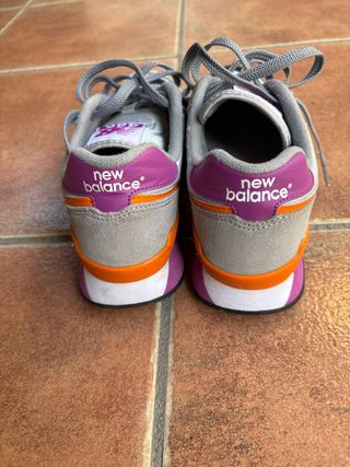 Zapatillas New Balance Gris Naranja modelo 446