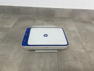 Impresora HP Blanca y Azul