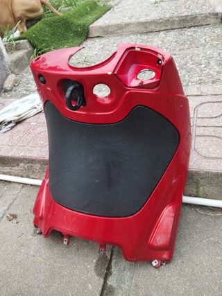 Tapa frontal Piaggio Liberty 125-150