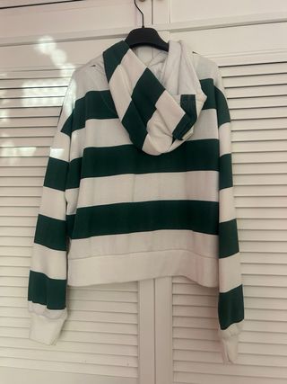 Sudadera verde y blanco