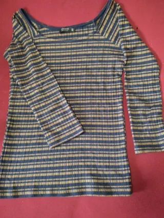 Top XS Reserved rayas mostaza y azul, manga 3/4