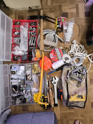 Lote Bricolaje Herramientas y Tornillería