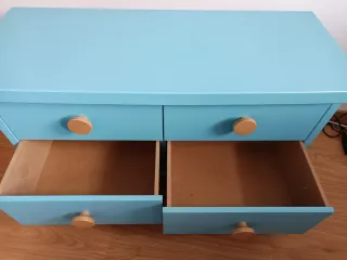 Cassettiera per bambini in legno blu