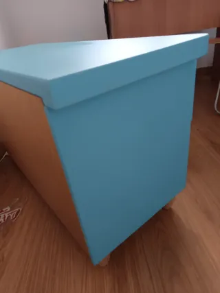 Cassettiera per bambini in legno blu