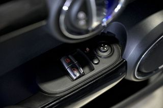 MINI Cooper   JOHN COOPER WORKS 