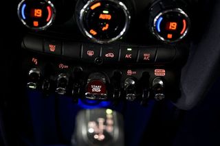 MINI Cooper   JOHN COOPER WORKS