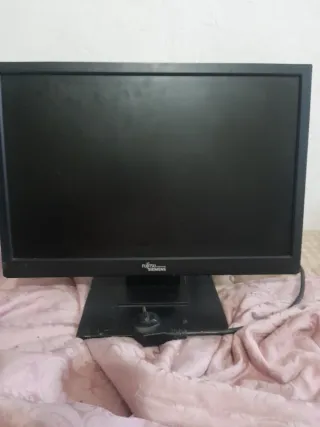 Pantalla de ordenador Fujitsu 