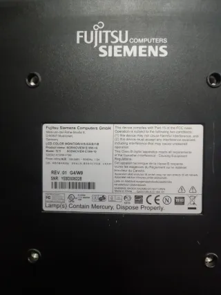 Pantalla de ordenador Fujitsu 