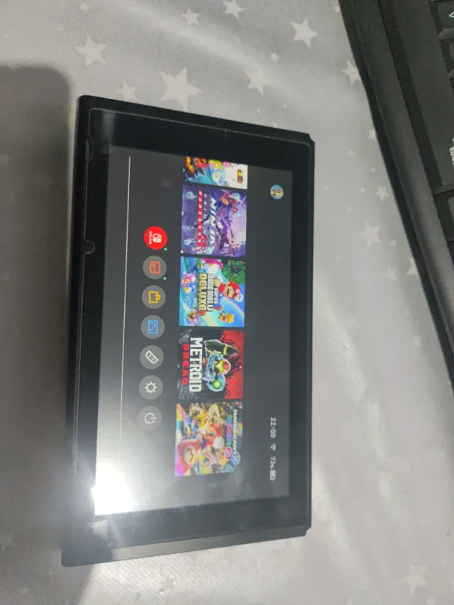 Nintendo Switch V1 con funda y 12 juegos