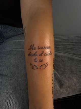 tatuadora aprendiz en Sabadell 