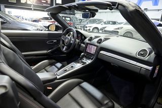 Porsche 718   Boxster 