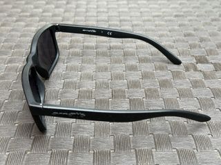 Gafas de sol Arnette negras