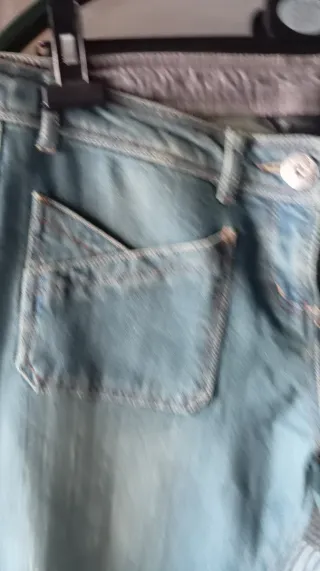 Pantalón vaquero mujer,T42,nuevo a estrenar,