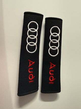Cubre cinturón Audi Bordado (2 unidades)