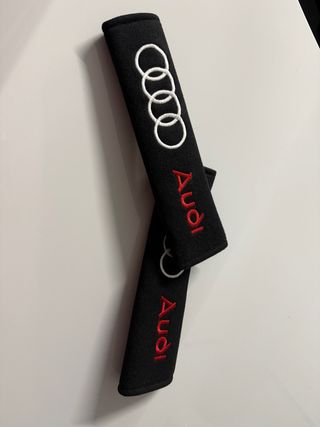 Cubre cinturón Audi Bordado (2 unidades)