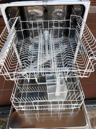 Lavavajillas panelable Zanussi