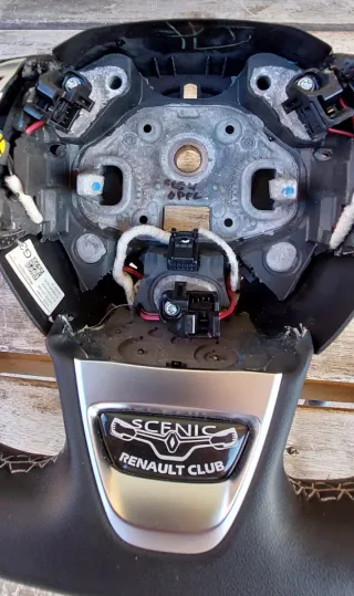Volante Renault Scenic 4