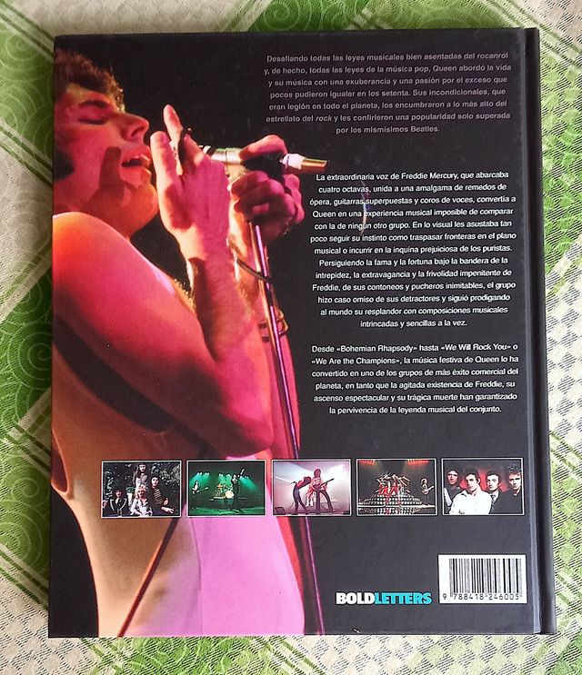 Libro QUEEN - A kind of magic - Historia ilustrada