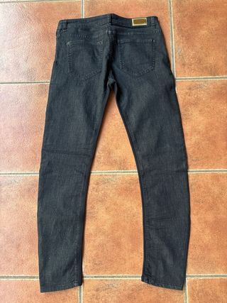 Pantalón vaquero mujer negro