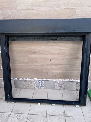 Ventana aluminio gris