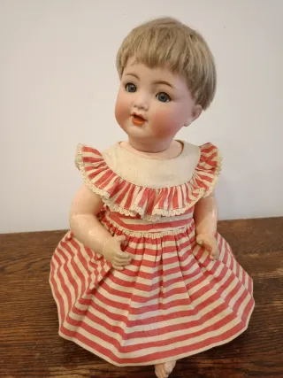 Muñeca antigua porcelana Simon Halbing