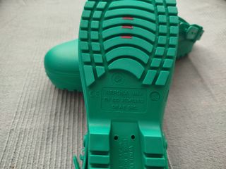 Zuecos quirófano verdes talla 39