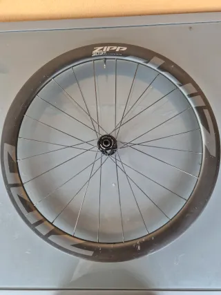 Ruote in carbonio Zipp 303s