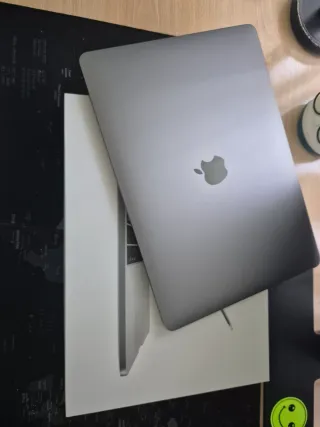 MacBook Pro 2017 Plata