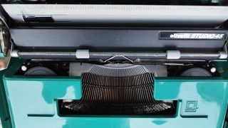 Máquina de escribir Olivetti Studio 45